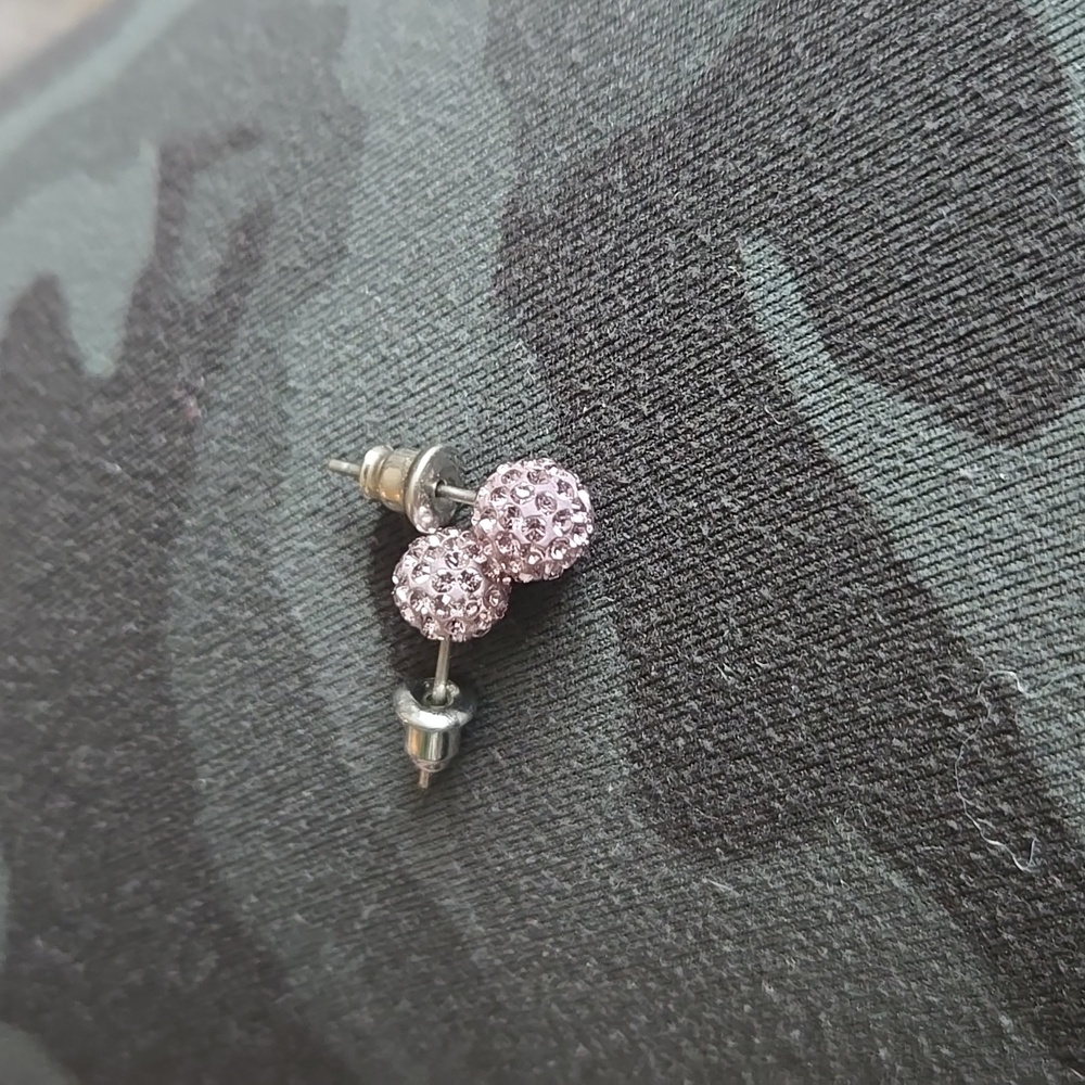 Lavender Earrings - Picture 1 of 1